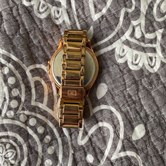Tommy Hilfiger Rose Gold Watch - Picture 2 of 3